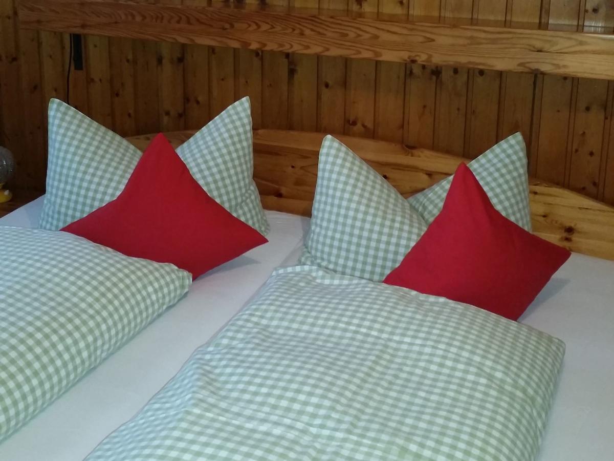 Zuwaelder Stueble Hotel Oberharmersbach Buitenkant foto